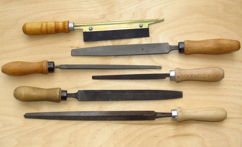 wood, equipment, plumbing, group of objects, medium group of objects, metal, 4K, high angle view, studio shot, table, still life, tool, chisel, wood grain