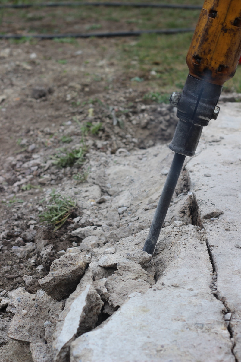 high angle view, industry, dirt, force, remove, construction workers, atmosphere, architecture, road construction, together, hammer drill, equipment, 5K