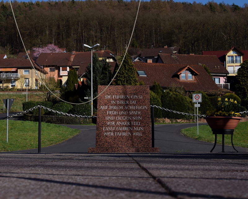 built structure, no people, ship mast, plant, building exterior, natural stone, chiseled, memory, main spessart, city, grave monument, architecture, residential district
