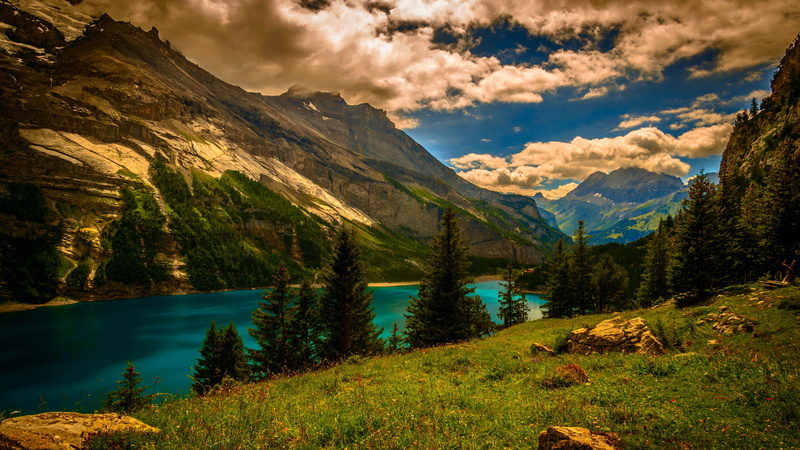 tranquil scene, non-urban scene, coniferous tree, 4K, formation, cloud - sky, mountain range, bank, mountain lake, tranquility, sky, outdoors, tree, plant