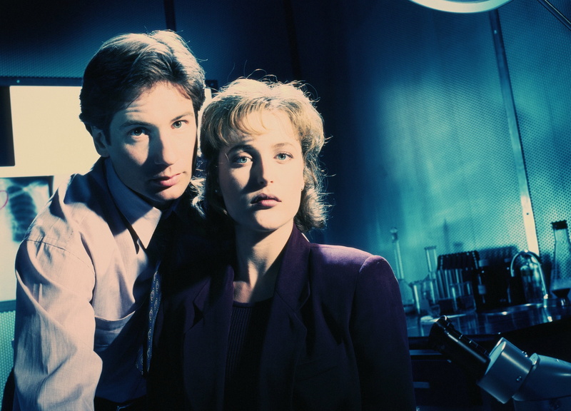 Fox Mulder, Dana Scully, Classified material, 2K, The X-Files, David Duchovny, Gillian Anderson