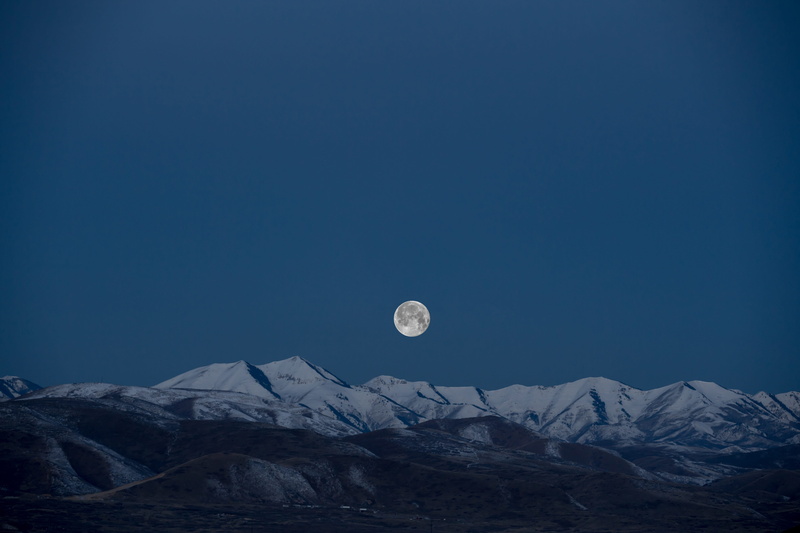 mountains, environment, landscape, snowcapped mountain, copy Space, high, clear sky, moon, planetary moon, blue sky, above, astronomy, snow, no People