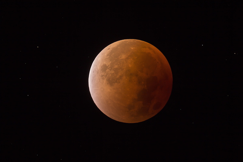 geometric shape, natural phenomenon, blood moon, planetary moon, astronomy, single object, astrology, space and astronomy, scenics - nature, no people