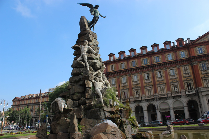 sculpture, human representation, turin, fountain frejus, building, area, outdoors, travel, male likeness, nature, architecture, built structure, tourism