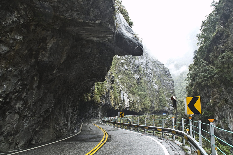 2K, cliff, plant, rock, rocky, beside, scenics - nature, mountain, beauty in nature, concrete, slope, no people, marking, sign, road, non-urban scene