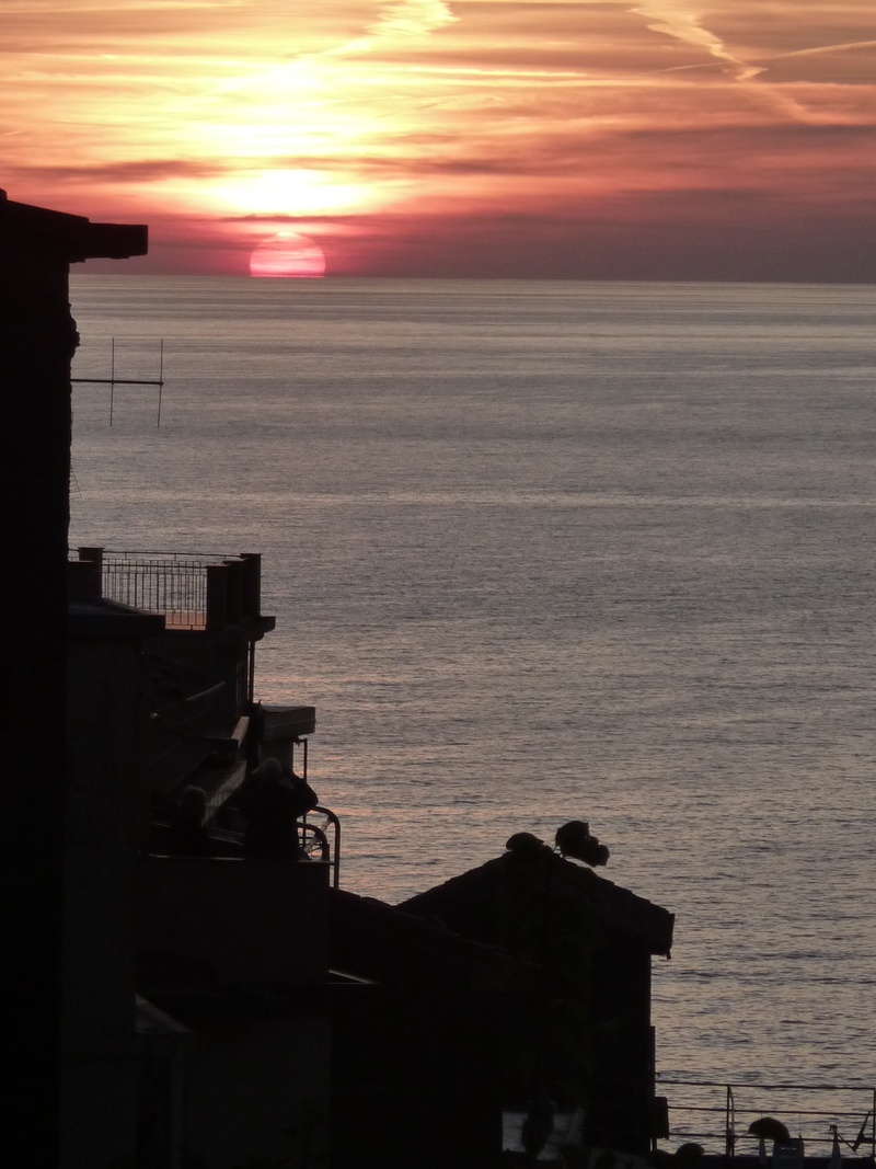 holiday, sky, scenics - nature, outdoors, cloud - sky, old town, horizon over water, booked, built structure, no people, cinque terre, silhouette, sunset