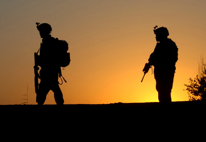 outdoors, people, special, gun, us army, army Soldier, helmet, men, weapon, operator, uniform, infantry, kevlar, s, rifle, machines, silhouette, sunset
