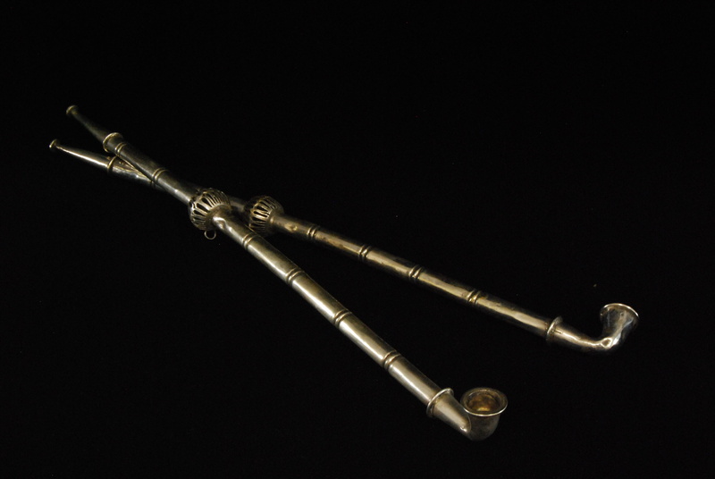 drugs, pipe, copy space, studio shot, metal, bullet, indoors, trumpet, musical instrument, hashish, cut out, gold, close-up, wood - material, single object