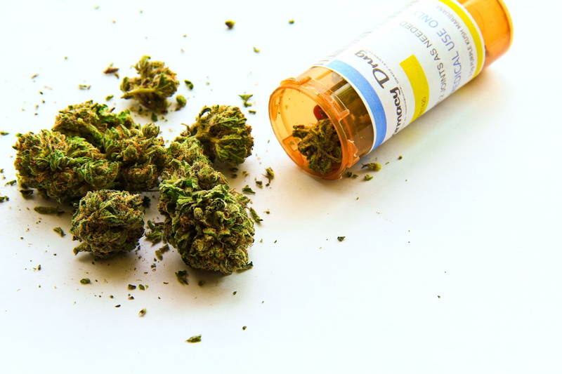 white background, bottle, healthcare and medicine, 1080P, no people, marijuana  images pictures, medicine, food and drink, plant, cannabis plant, medical cannabis