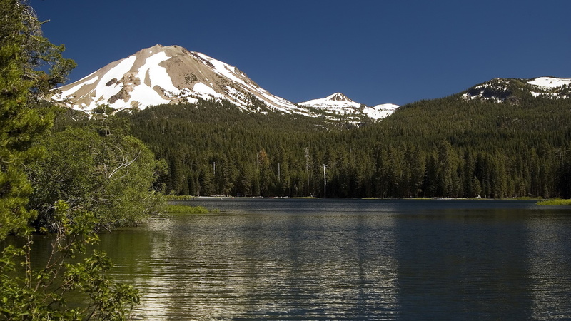 mountain range, lake, winter, coniferous tree, mountain peak, pine tree, mountain, tranquil scene, scenics - nature, forest, plant, snowcapped mountain