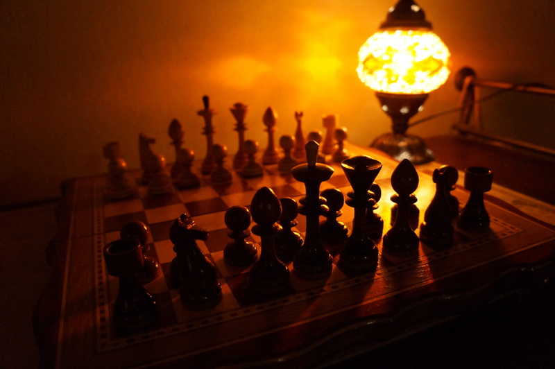 relaxation, strategy, queen - chess piece, chess board, pawn - chess piece, board game, large group of objects, Chess, chess piece, game, illuminated, competition