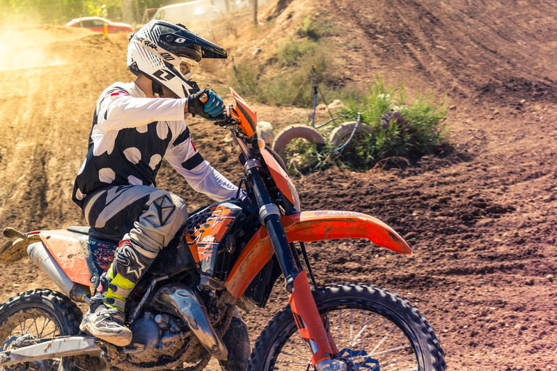 sports helmet, motocross, outdoors, motorcycle, crash helmet, biker, helmet, 5K, transportation, headwear, riding, day, ride, rear view, real people, nature