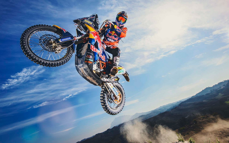 outdoors, competition, motocross, cloud - sky, sky, extreme sports, warning sign, motion, mode of transportation, crash helmet, risk, 450, helmet, biker