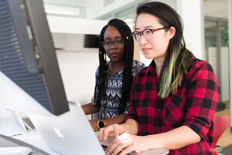 diversity, adult, support, programming, desk, room, real people, red, black, development, glasses, women, people, wireless technology, checkered, computer