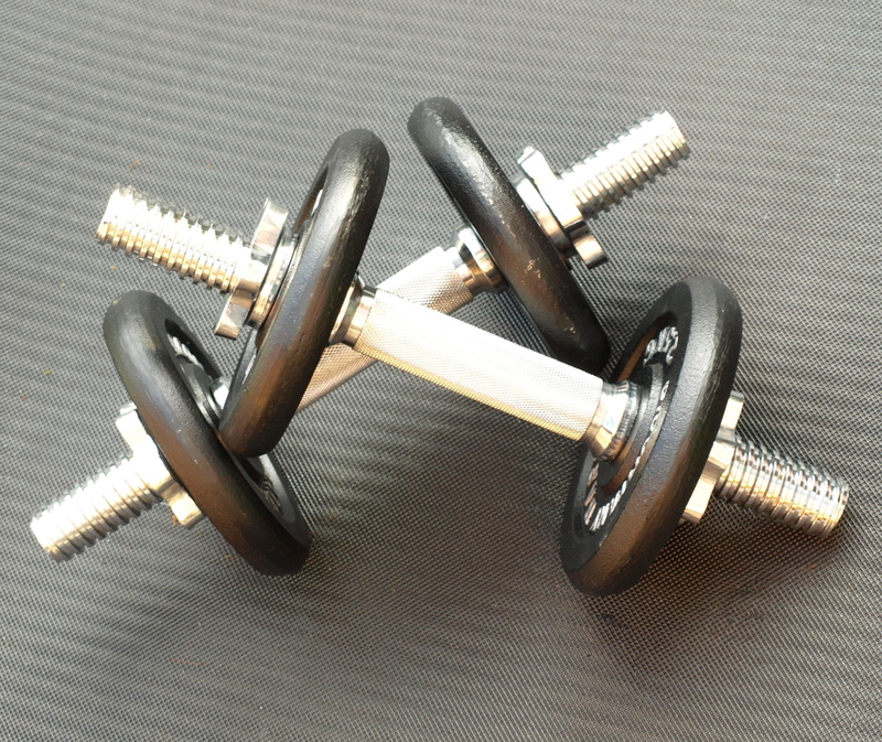 2K, dumbbell pair, two objects, exercise equipment, close, healthy lifestyle, black color, strength, black, weight lifting, weight plates, no people, weight training