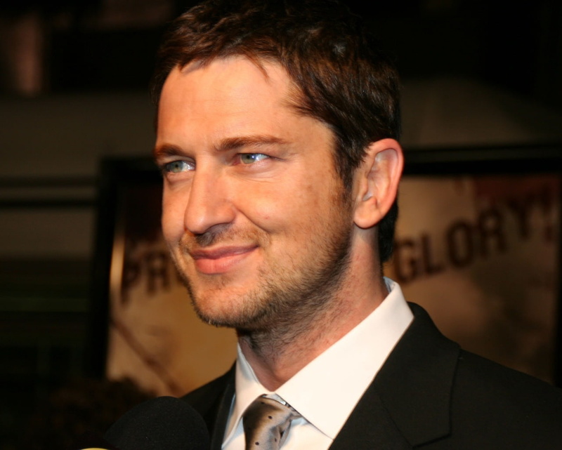 smiling, gerard, 720P, gerard butler, handsome, butler, actor, mature, celebrities