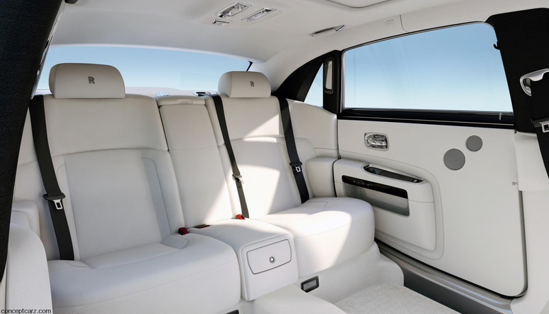 air vehicle, wheelbase, specification, white color, empty, window, car, luxury, cockpit, vehicle interior, transportation, absence, 1080P, technology