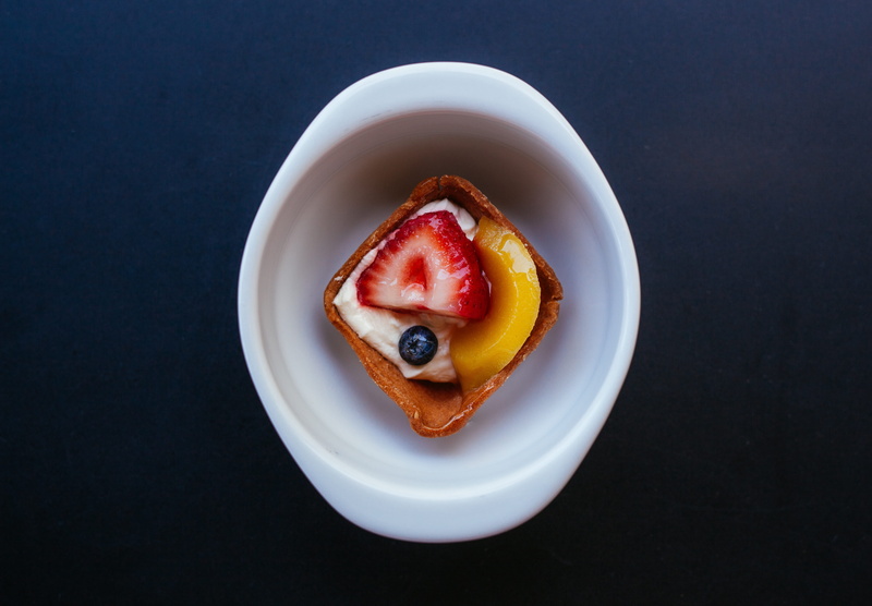 snack, minimalistic, temptation, 5K, tart - dessert, black background, sweet Food, Fruit, meal, berry fruit, strawberry, directly above, dish, wellbeing