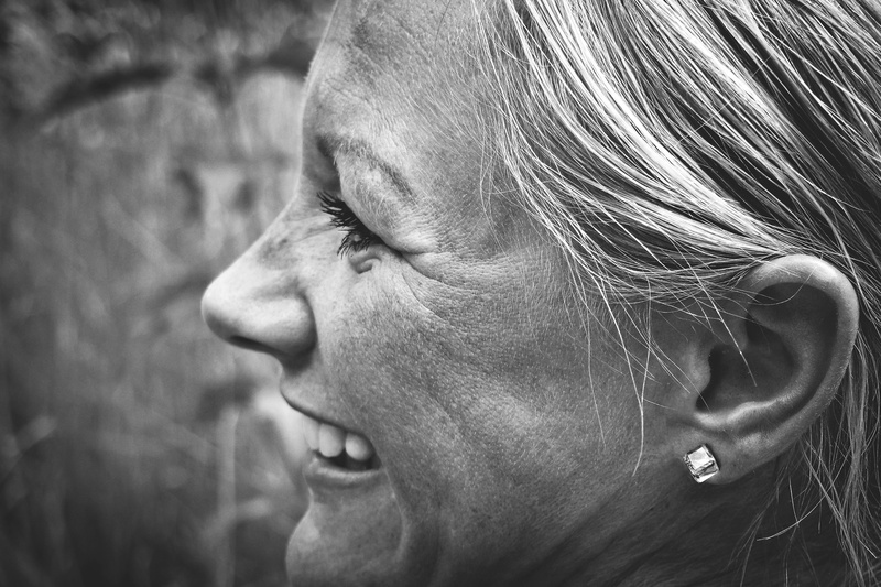 adult, pretty, headshot, human face, head, human body part, human, Female, person, real people, black white, contemplation, joy, senior adult, lifestyles