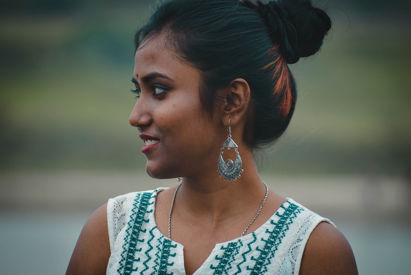 focus, looking away, female, woman, hair, portrait, beautiful, beauty, real people, wear, side view, close-up, looking, girl, model, hairstyle, photoshoot