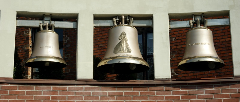 4K, bell, close-up, built structure, pattern, metal, symbol, day, wall - building feature, wall, attention, no people, electric lamp, building exterior