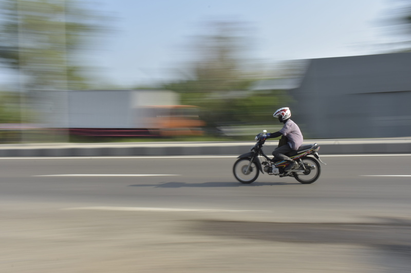 male, own, kingdom, speed, toned, drive, up, alone, riding, klaten, outdoors, man, city, 5K, mode of transportation, real people, ride, highway, motor