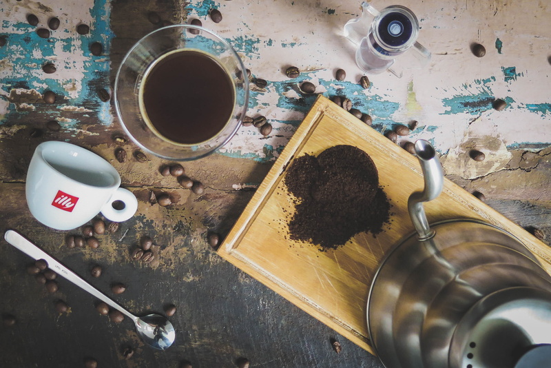 teapot, cup, kitchen utensil, white, table, indoors, ceramic, day, spoon, near, high angle view, 2K, messy, freshness, seed, close-up, hot, food, bean