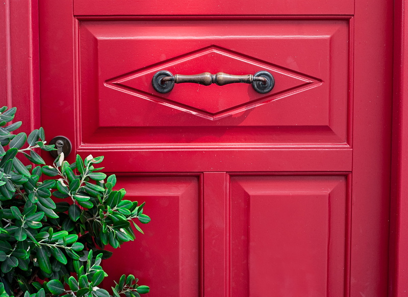 lock, doorway, letter, mail slot, closed, handle, wooden, design, leaves, mail, plants, door, day, outdoors, entrance, red, correspondence, mailbox, public domain images