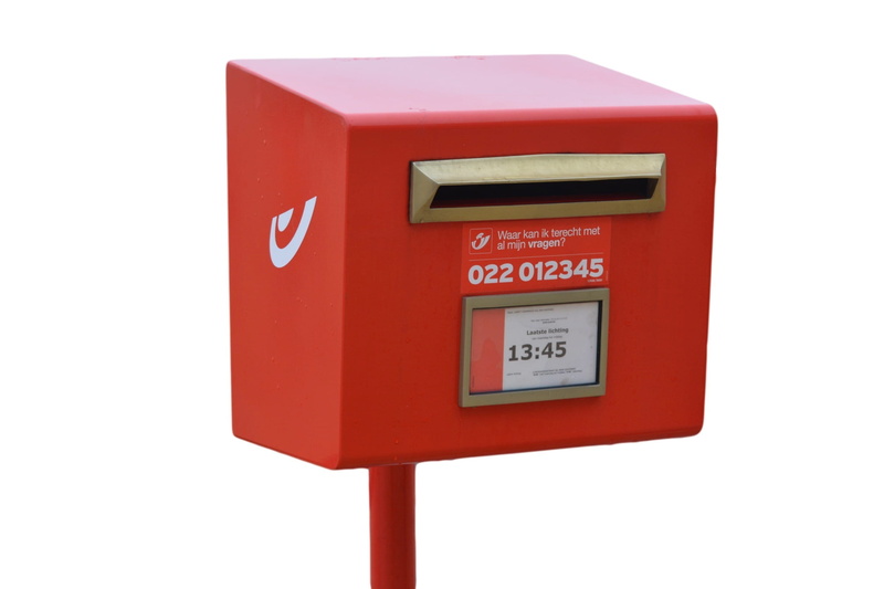 correspondence, script, mail, western script, container, sign, close-up, box, cut out, Mailbox, indoors, safety, Slot, non-western script, text, red, no people