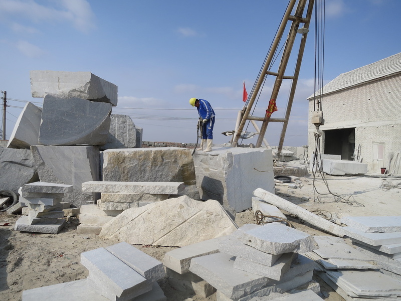 built structure, processing, incomplete, shandong, nature, men, 2K, development, factory, real people, occupation, working, sky, day, construction site
