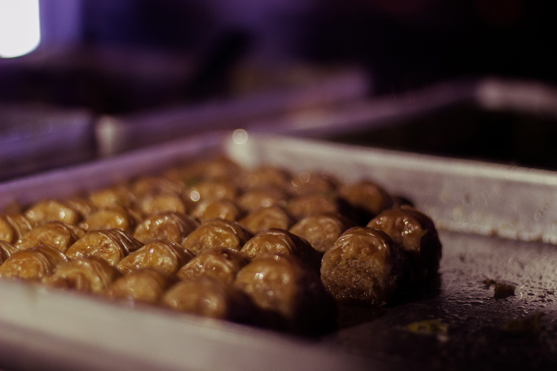 baked, freshness, saudi, baklava, traditional, sugar, eastern, food, tray, trays, sweet food, large group of objects, sweet, kitchen, coffee, arab, food and drink