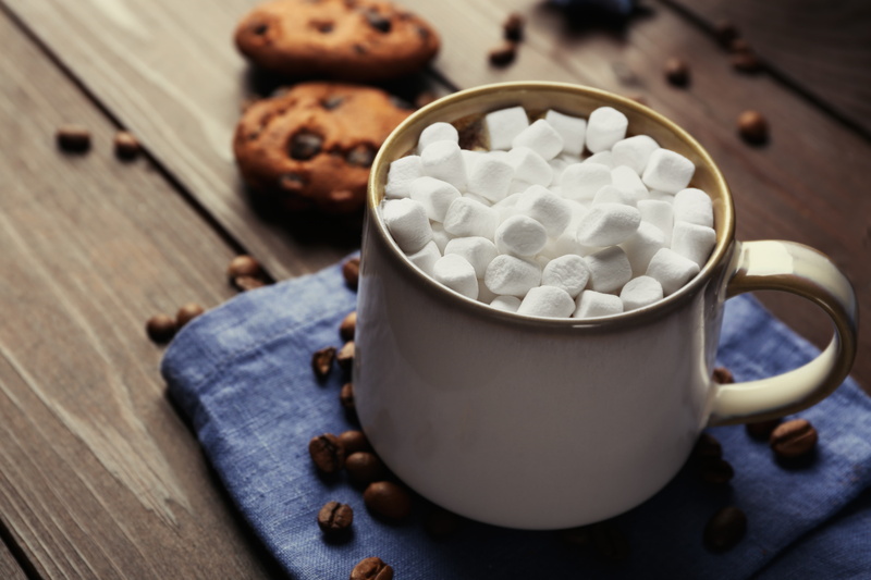 marshmallow, freshness, lot, indulgence, baked, close-up, coffee, wood - material, hot, white, drink, 5K, crockery, temptation, no people, indoors, sugar cube