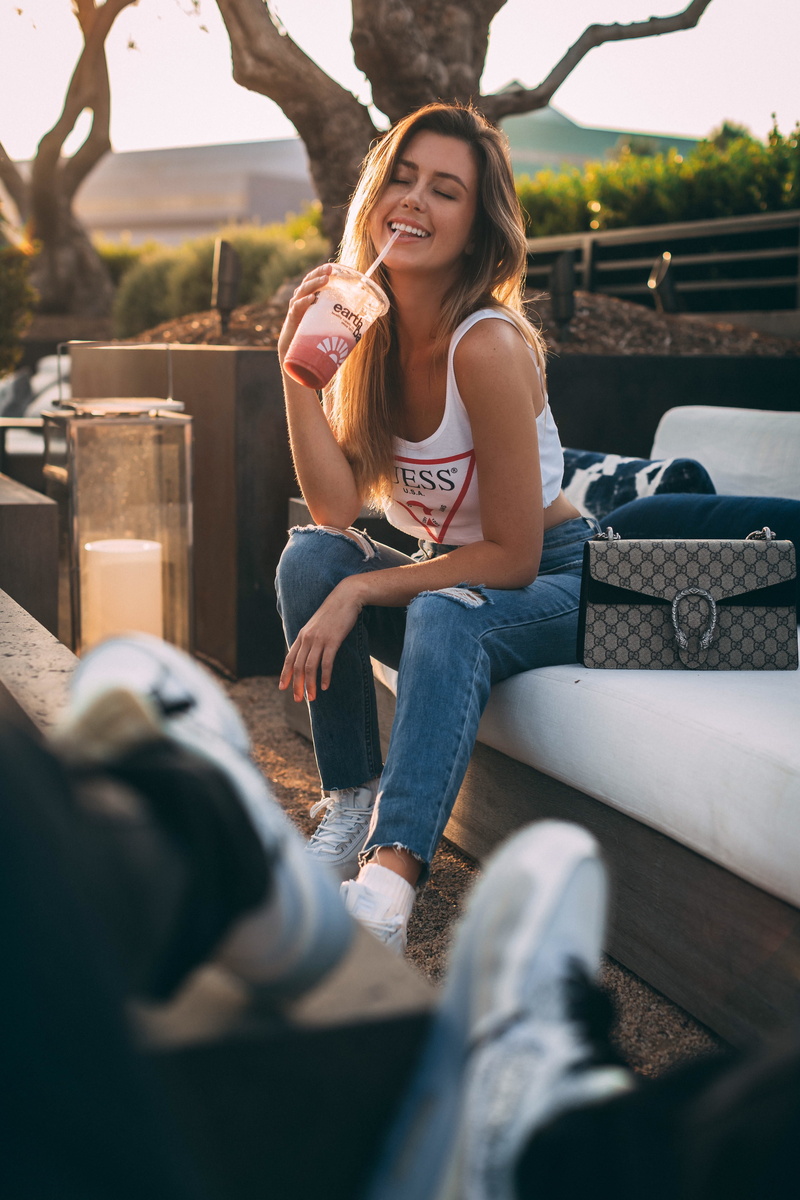 young Adult, leisure Activity, earthbar, mobile Phone, friendship, part Of, comfortable, copy Space, teenager, long Hair, chillin, enjoyment, bonding, pov