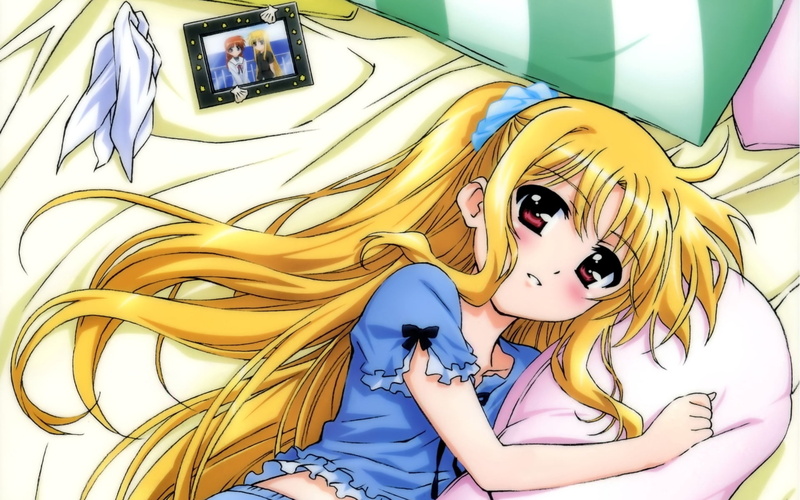photo, mahou shoujo lyrical nanoha, female likeness, leisure activity, character, blonde, bed, long hair, multi colored, creativity, day, human representation