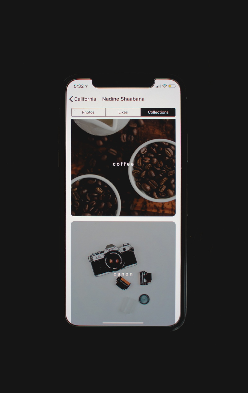 apple, communication, collection, control, still life, phone, close-up, iphone x, tech, electrical equipment, x, connection, photography themes, high angle view