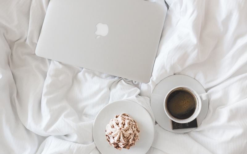 bedroom, cake, food, apple, working, computer, cup, coffee, break, macbook, 1080P