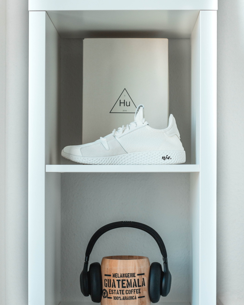 day, shoe, close-up, 4K, shelf, furniture, still life, paper, white, low, communication, blend, shoes, design, art and craft, indoors, text, creativity