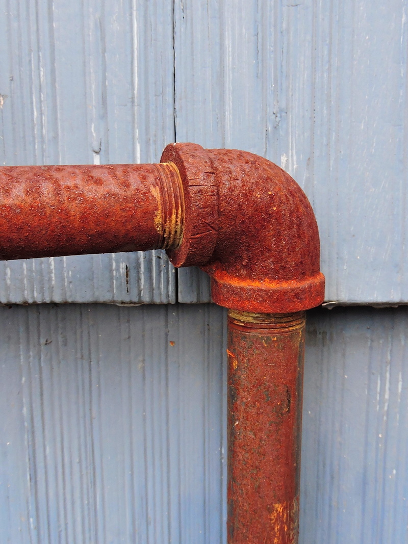 safety, metal, red, built structure, wood - material, corrugated, close-up, textured, protection, pipe, rust, rusted, joint, screw, iron, day, outdoors