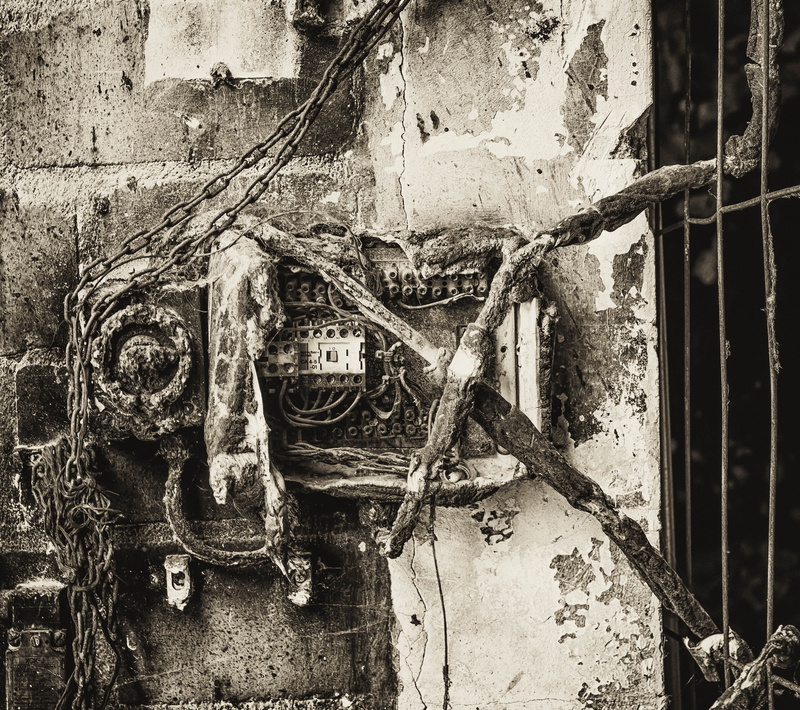 abandoned, bad condition, architecture, connection, braised, Box, old, damaged, metal, electrical component, power supply, electricity, Cable, building exterior