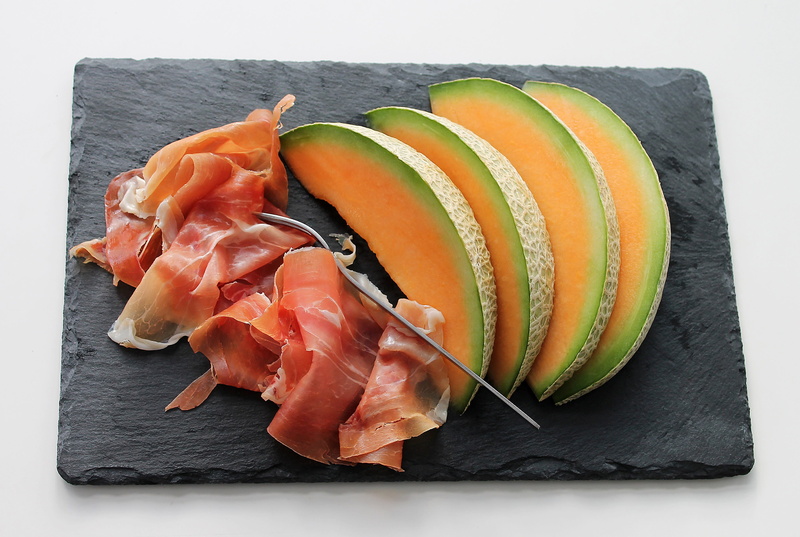 2K, seafood, fruit, healthy Eating, gourmet, tray, japanese food, indoors, Ham, close-up, asian food, Melons, sushi, wellbeing, freshness, food and drink