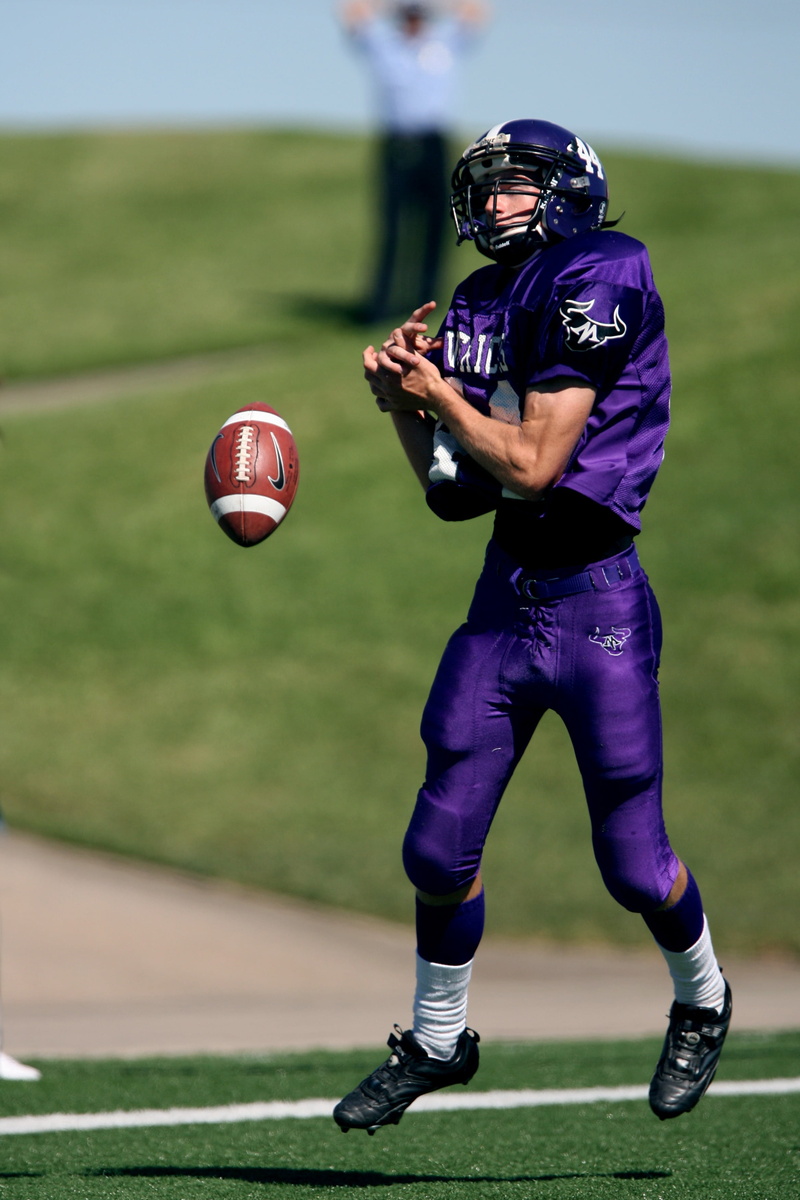 young, sports Uniform, american football - ball, player, full length, headwear, football, outdoors, teenager, action, muff, playing Field, mistake, sportsman