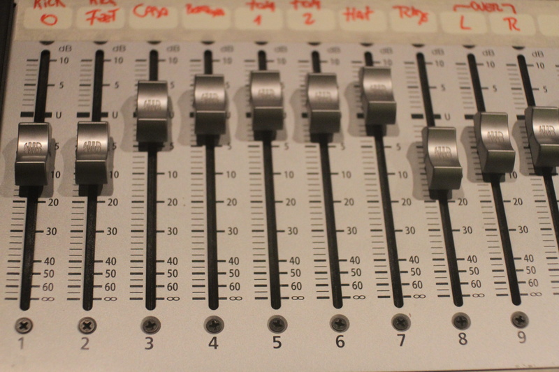 equipment, complexity, close-up, 2K, sound, knob, I Am, sheet, microphone, no people, text, Student, sound mixer, indoors, western script, accuracy, arts culture and entertainment