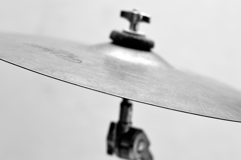 entertainment, close-up, arts, built structure, pop, wood - material, low angle view, musical, rock, saucer, instrument, selective focus, i am a student