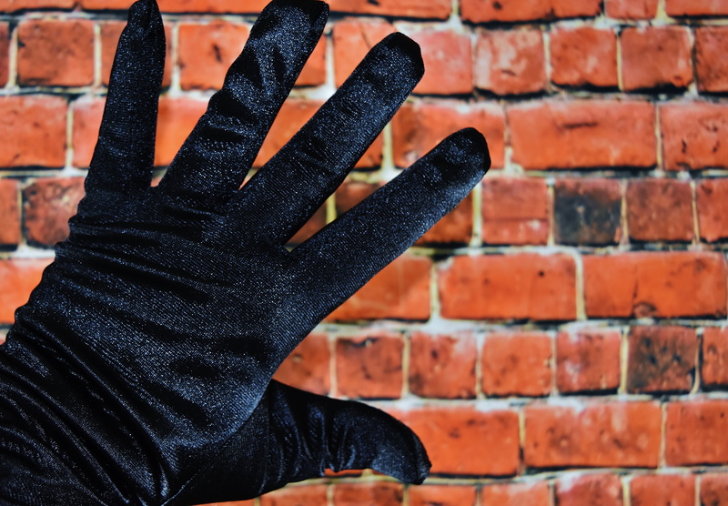 human hand, hand signals, brick wall, day, 5K, unrecognizable person, gesture, occupation, adult, built structure, one person, finger, wall, architecture