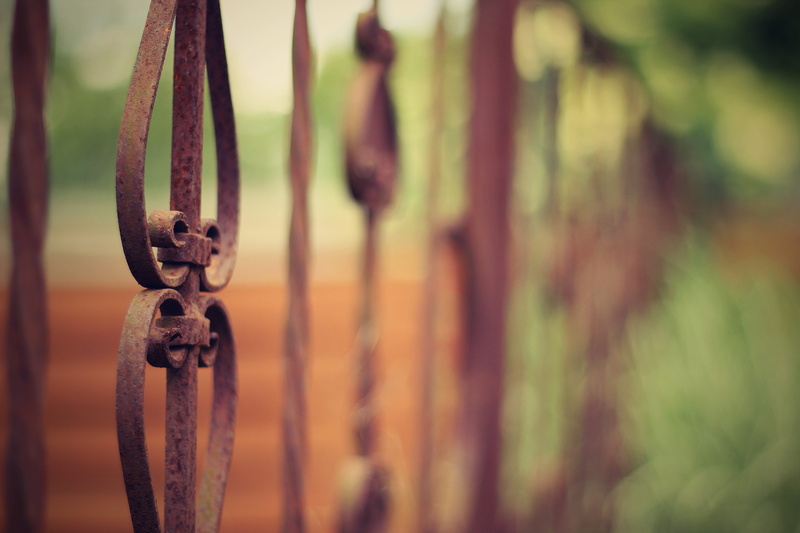 ornamental, entrance, fencing, outdoors, steel, spike, door, selective focus, railing, brown, background, day, green color, design, victorian, vintage
