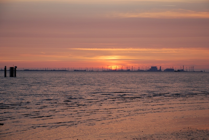 afterglow, building, nature, beauty in nature, cloud - sky, sunset, city, water, building exterior, cityscape, no people, land, 4K, beach, romantic sky