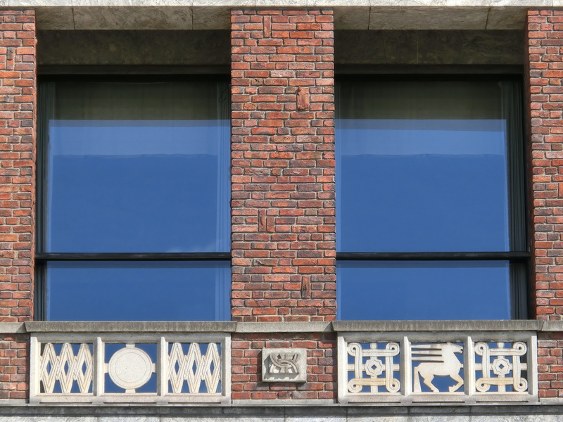 red, town hall, reflection, architecture, built structure, 4K, glass - material, window frame, window, brick, blue, parapet, low angle view, wall, house