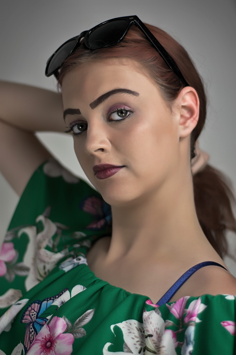 skin, young women, adult, make-up, indoors, facial, headshot, nice, regardless of whether the, eyes, beauty, flower head, one person, young, young adult