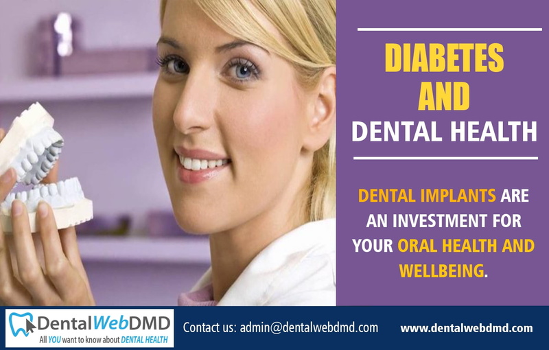 young adult, cheerful, holding, 720P, human body part, local oral health professional, Diabetes and Dental Health, snack, adult, indoors, dental specialist endodontist
