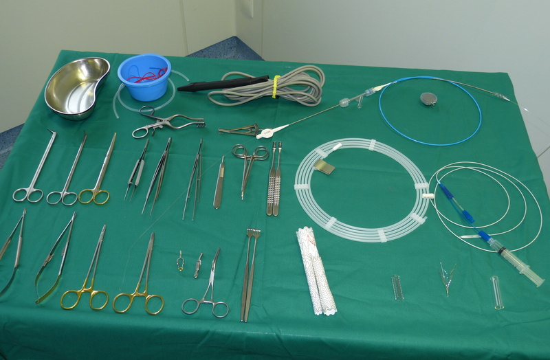 4K, tool, metal, green, communication, still life, close-up, no people, tray, arrangement, tweezers, hospital, pliers, surgical equipment, table, green color